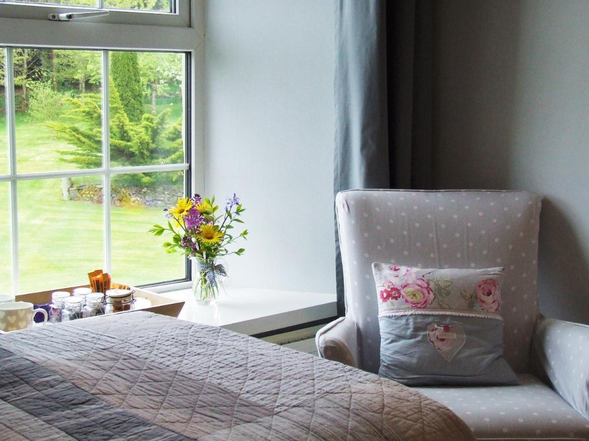 Lobhill Farmhouse Bed And Breakfast And Self Catering Accommodation Окхемптон Экстерьер фото