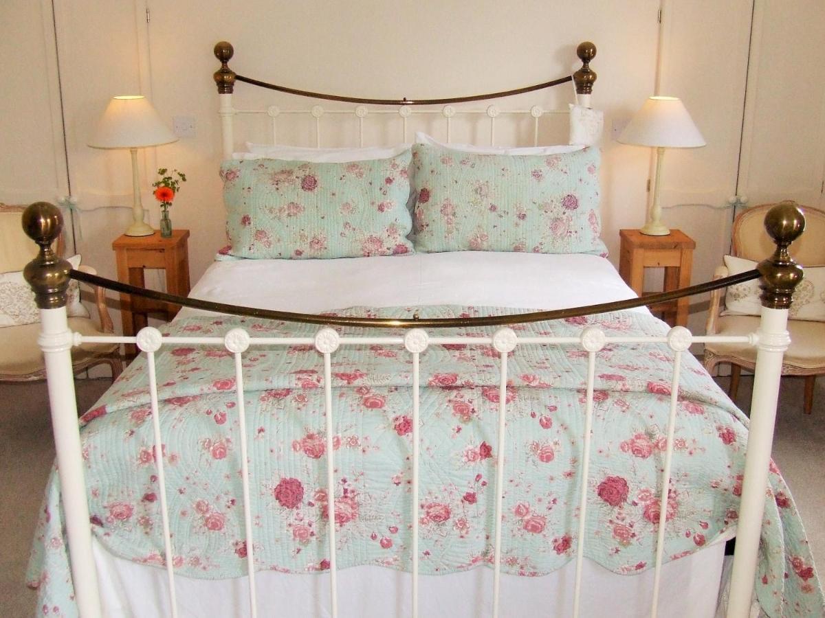 Lobhill Farmhouse Bed And Breakfast And Self Catering Accommodation Окхемптон Экстерьер фото